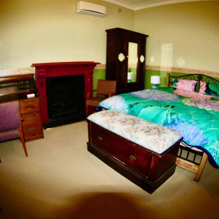 Historic Star Lodge And Station Masters House Narrandera Exteriér fotografie