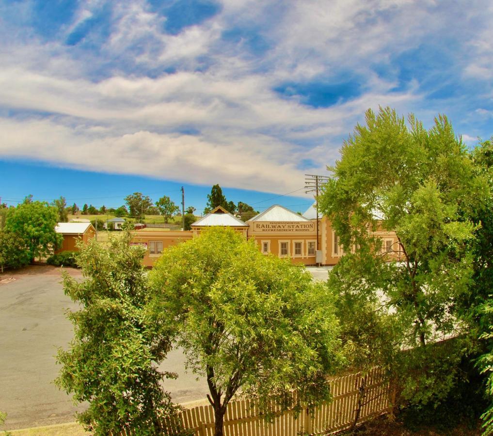 Historic Star Lodge And Station Masters House Narrandera Exteriér fotografie